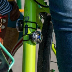 Planet Bike Button Blinky Safety Side Set -Bicycle Promotion Shop planet bike beamer 80 and blinky 3 combo set copy 378181 13