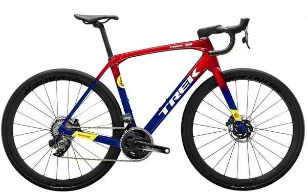 Trek Domane SLR 7 AXS Gen 4 3 Trek Domane SLR 7 AXS Gen 4