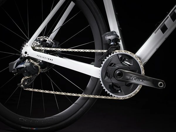 Trek Domane SLR 7 AXS Gen 4 16 Trek Domane SLR 7 AXS Gen 4 - Image 14