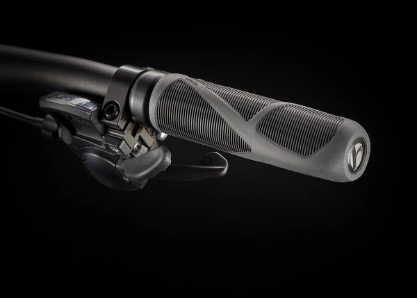 Trek Dual Sport 2 Women's 8 Trek Dual Sport 2 Women's - Image 6